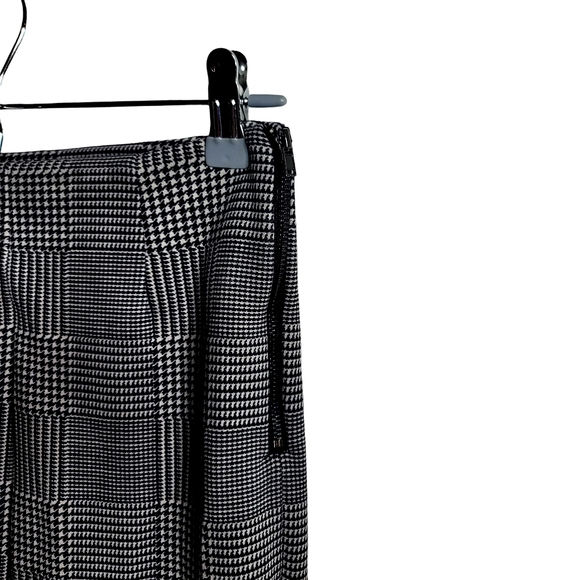 Forever 21 Business Dress Pants. Perfect Condition! - Picture 3 of 5